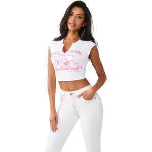 True Religion Women’s Buddha V Notch Baby Tee – Ribbed Knit Cropped Top with Puff Print Logo & Contrast Stitching(White)